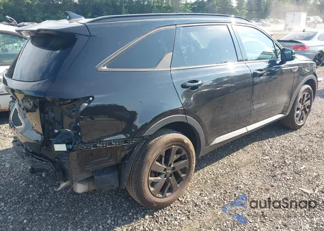 2021 Kia Sorento S z USA, uszkodzony, nr VIN 5XYRLDLC0MG046228